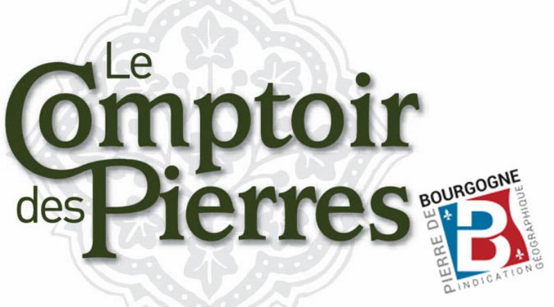 Un fronton orné et des colonnes majestueuses, éléments clés du style architecture classique français et de son élégance